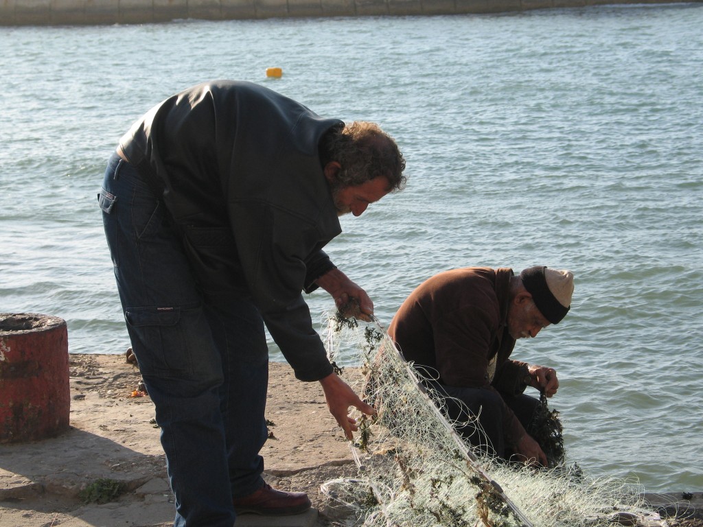 Image of Arab fishermen